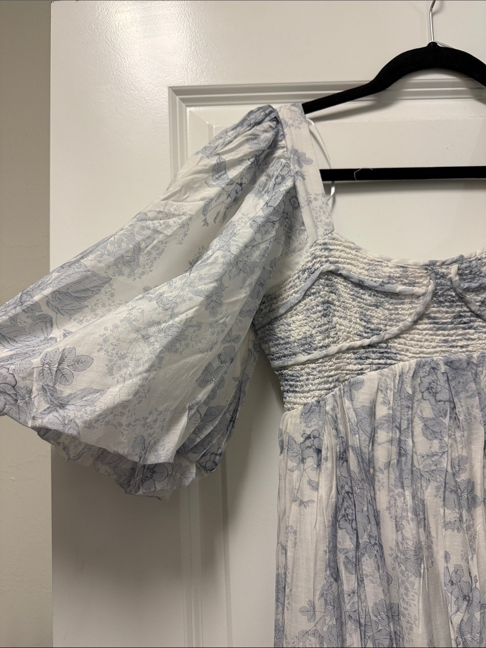 NWT Blue Floral Midi Smocked Dress - Picture 5 of 9